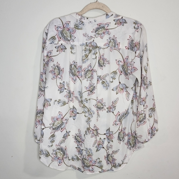 Adrienne Vittadini Floral Qomen Medium Long Sleeve V Neck Spring Summer Blouse - Picture 7 of 7